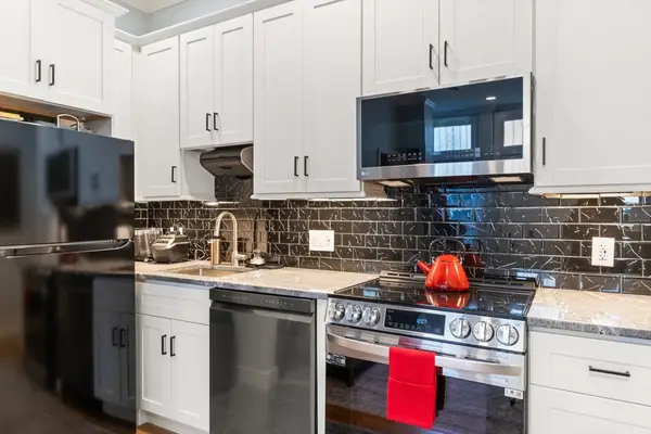 560 Columbus Avenue #1, Boston, MA 02118