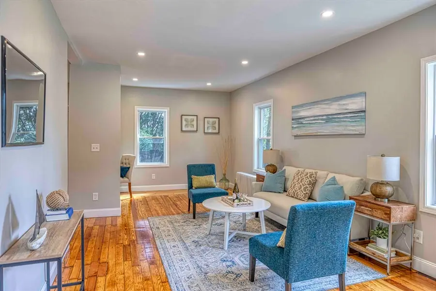 112 Dewolf St, New Bedford, MA 02740 - #3