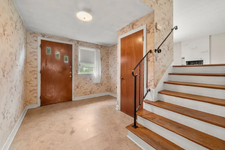 46 Selwyn Rd, Braintree, MA 02184 - #3