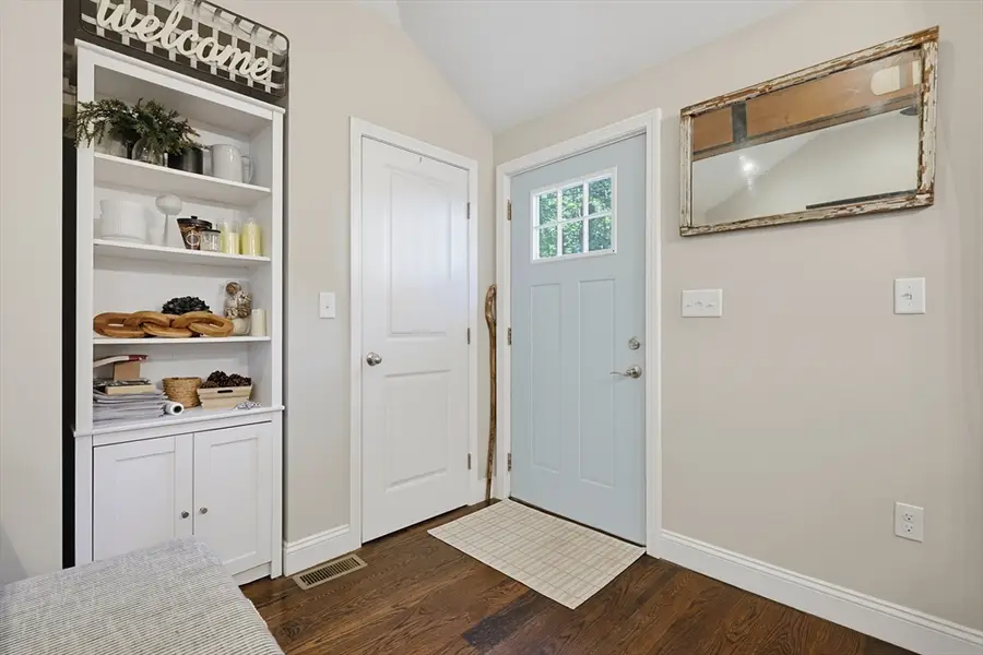 19 Knoll Road, Hopkinton, MA 01748 - #2