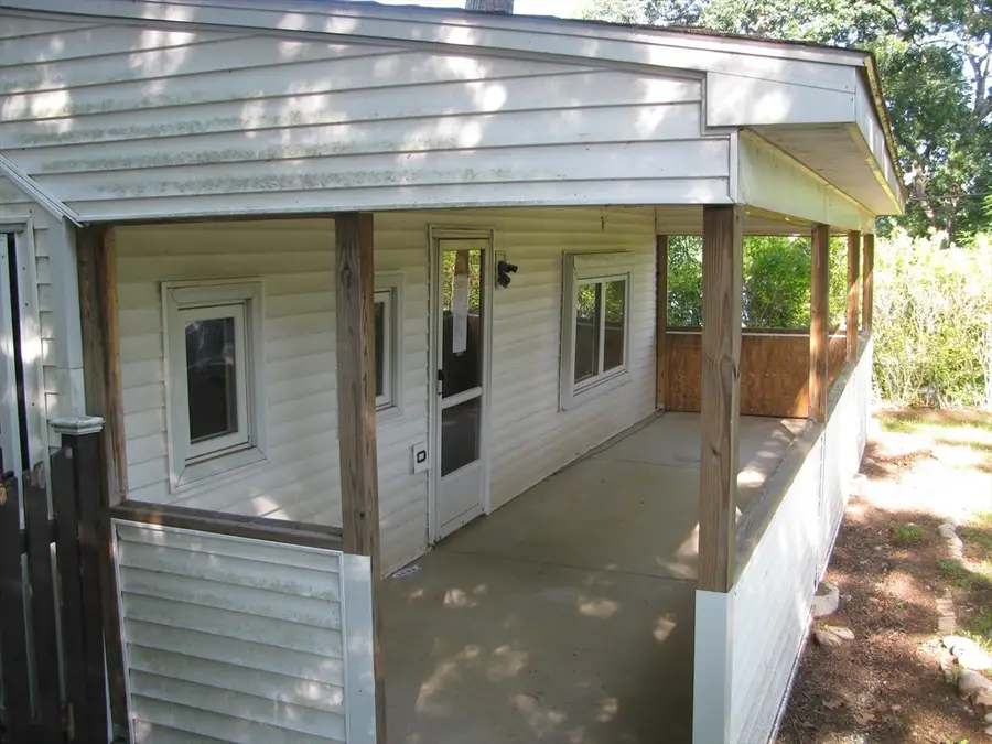 128 N Lake Ave, Southwick, MA 01077 - #3