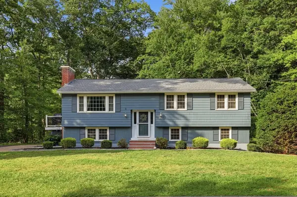 19 Kimbrough Rd, Billerica, MA 01821