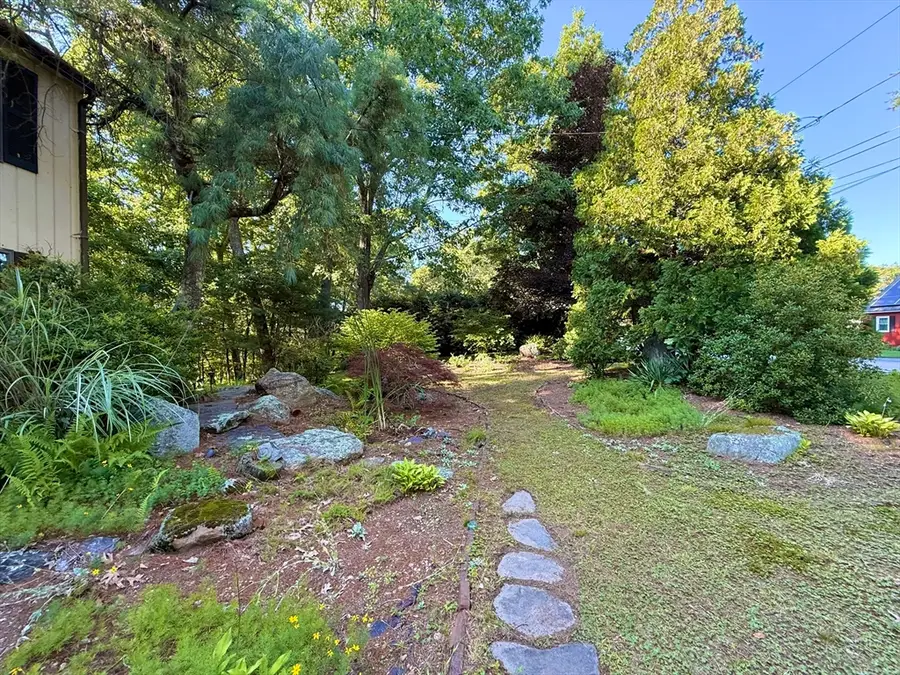 51 Ridge Way, Sturbridge, MA 01566 - #3