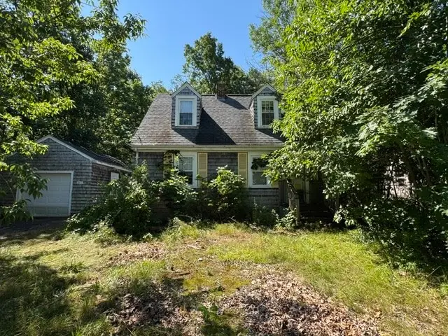 203 Willow St, Stoughton, MA 02072 - #1