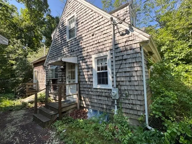 203 Willow St, Stoughton, MA 02072 - #2