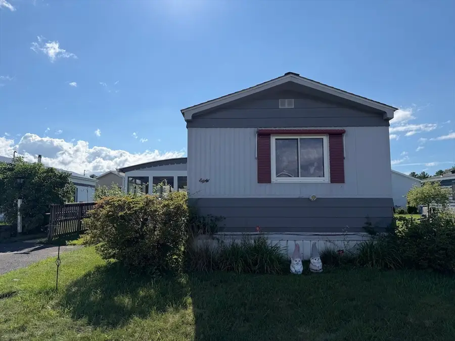 8 First Avenue, Westfield, MA 01085 - #2