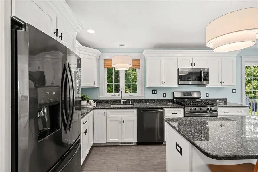 431 River St, Dunstable, MA 01827 - #3