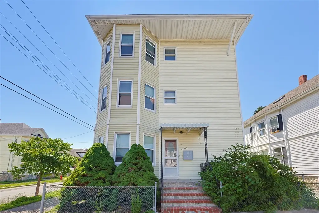 65 Arlington St, New Bedford, MA 02745 - #1