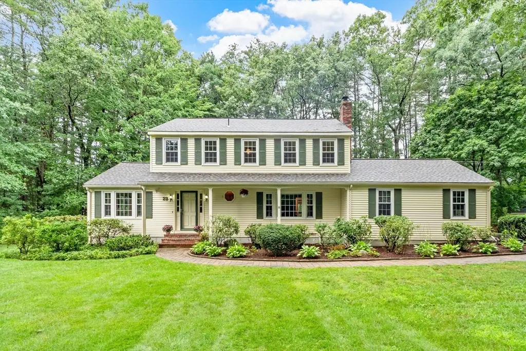 23 Banbury Dr, Westford, MA 01886 - #1