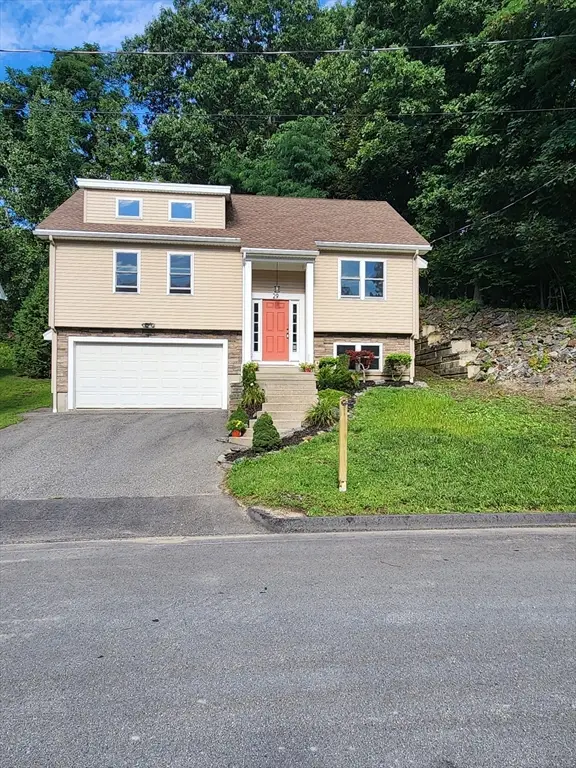 29 Buckley Rd, Worcester, MA 01602 - #3