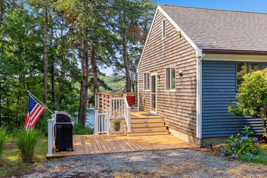 8 Theatre Dr, Falmouth, MA 02536 - #2