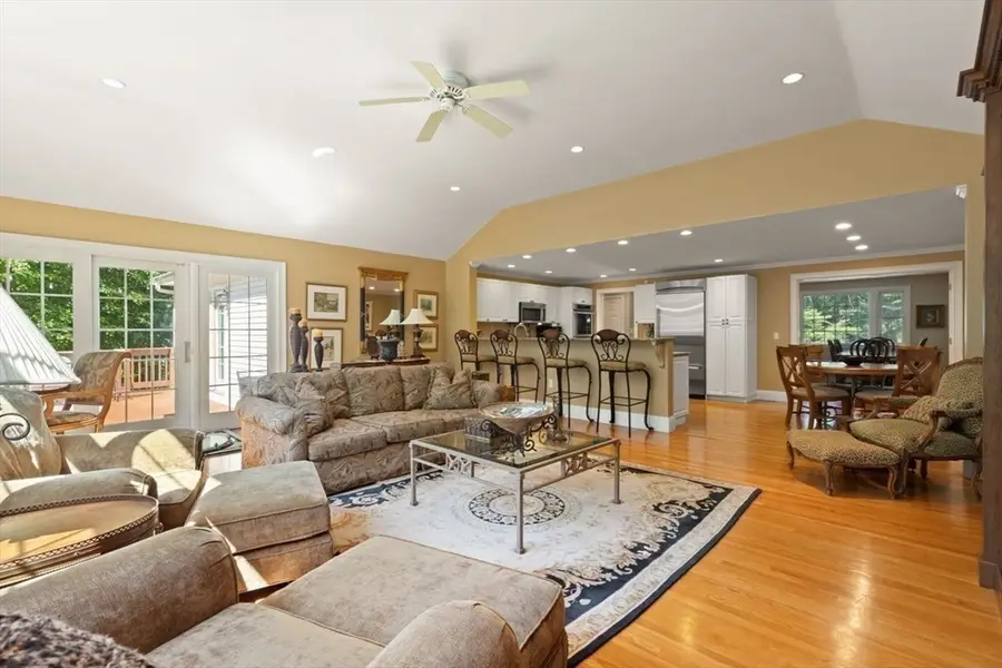 234 Hampton Rd, Sharon, MA 02067 - #3