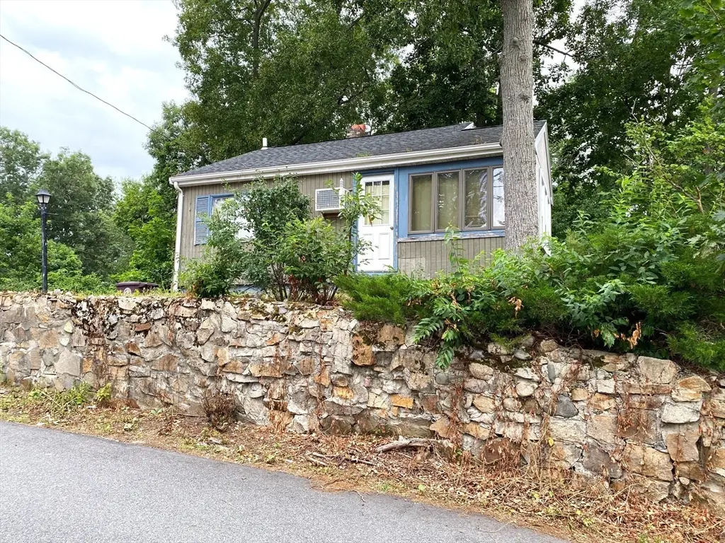 42 Lake View Rd, Weymouth, MA 02189 - #1