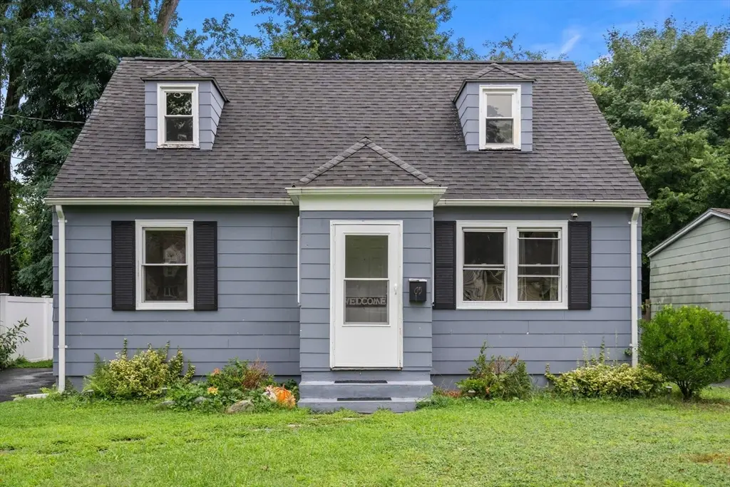 65 Burnside Ter, Springfield, MA 01118 - #1