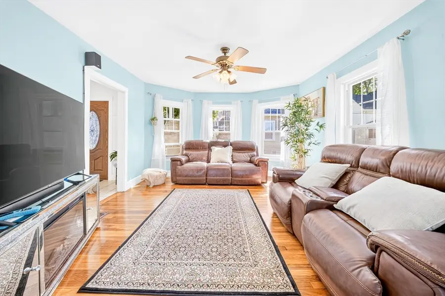 22 Emerson, Lynn, MA 01902 - #3