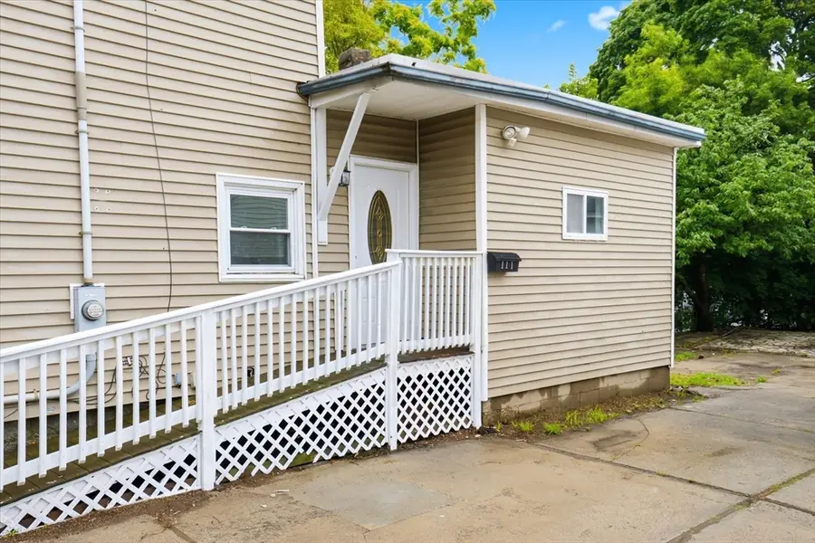 111 Liberty St, Lowell, MA 01851 - #3