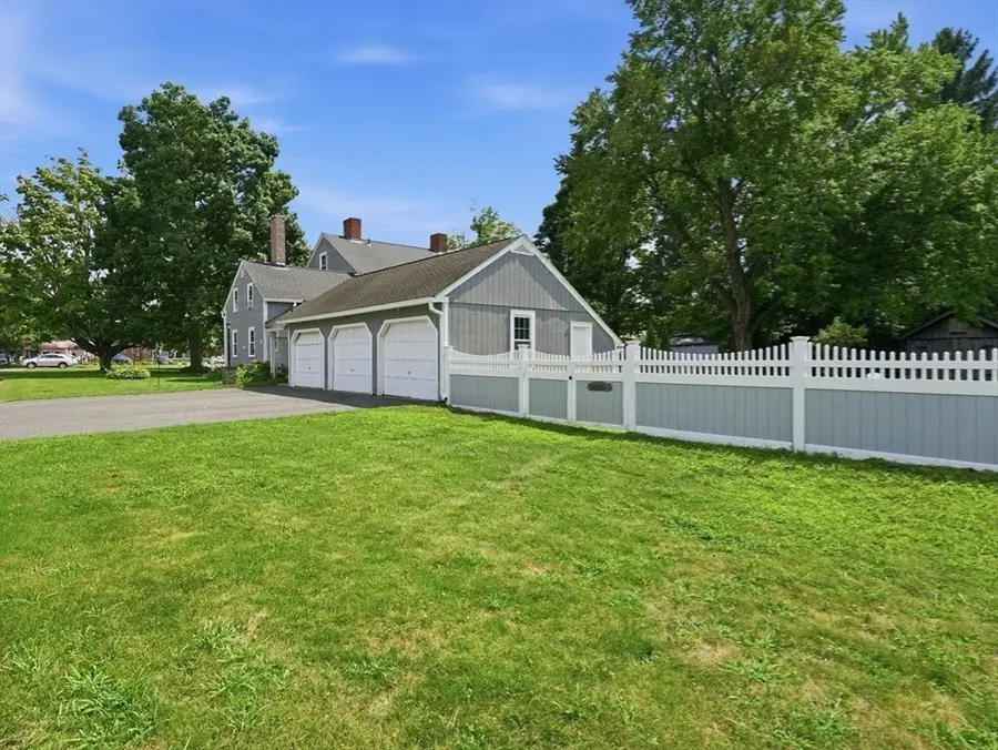 724-726 Main St, Agawam, MA 01001 - #2