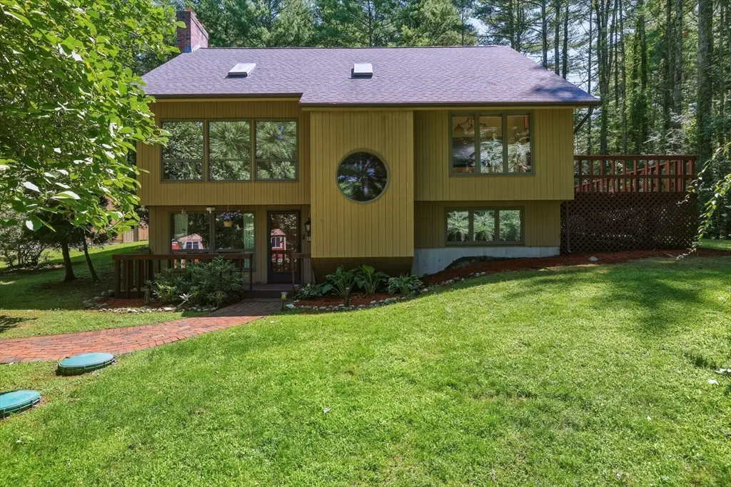 15 Ladyslipper Cir, Amherst, MA 01002 - #1
