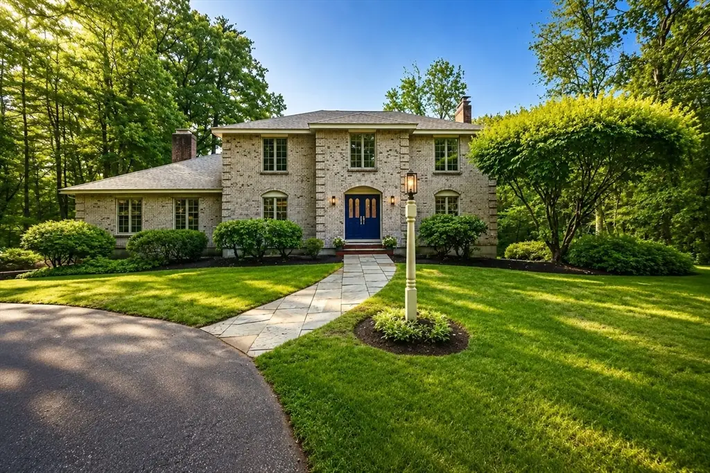 25 Laxfield Rd, Weston, MA 02493 - #1