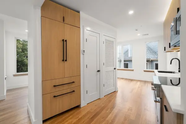 58 Kent #U304, Brookline, MA 02445