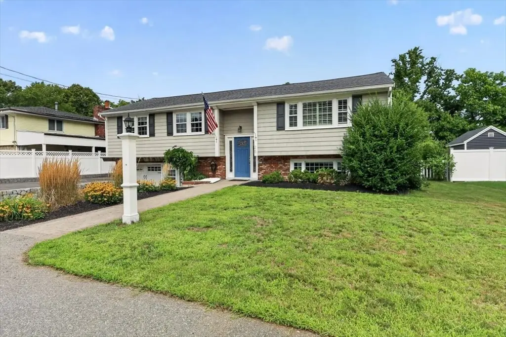 26 Townsend Ave, Braintree, MA 02184 - #1