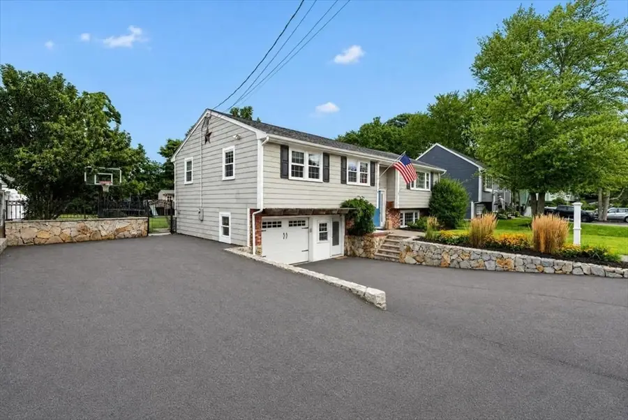 26 Townsend Ave, Braintree, MA 02184 - #2