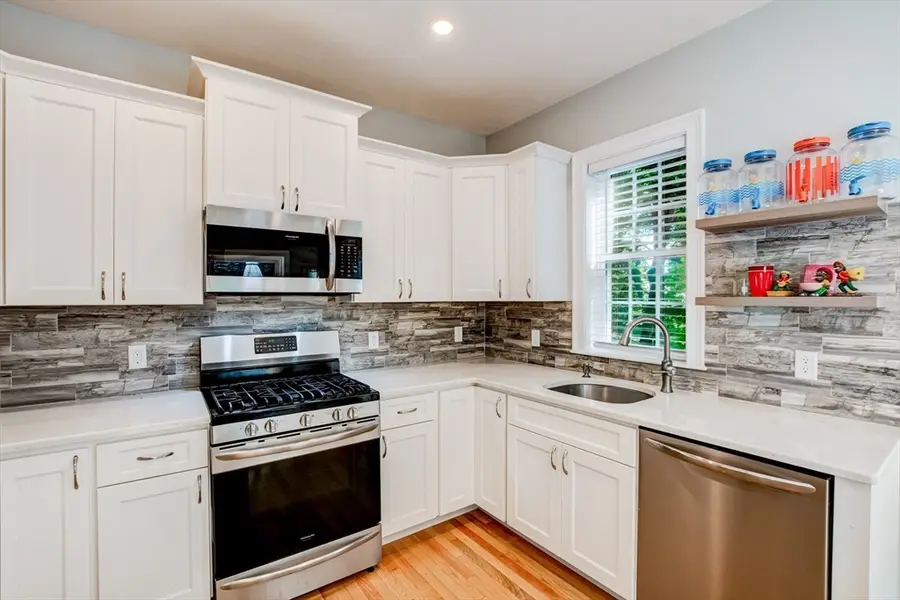 658 Massachusetts Ave #3, Lunenburg, MA 01462 - #3