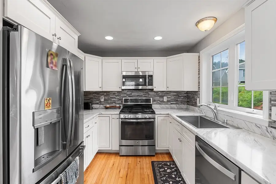 20 Boxwood Dr, Littleton, MA 01460 - #2