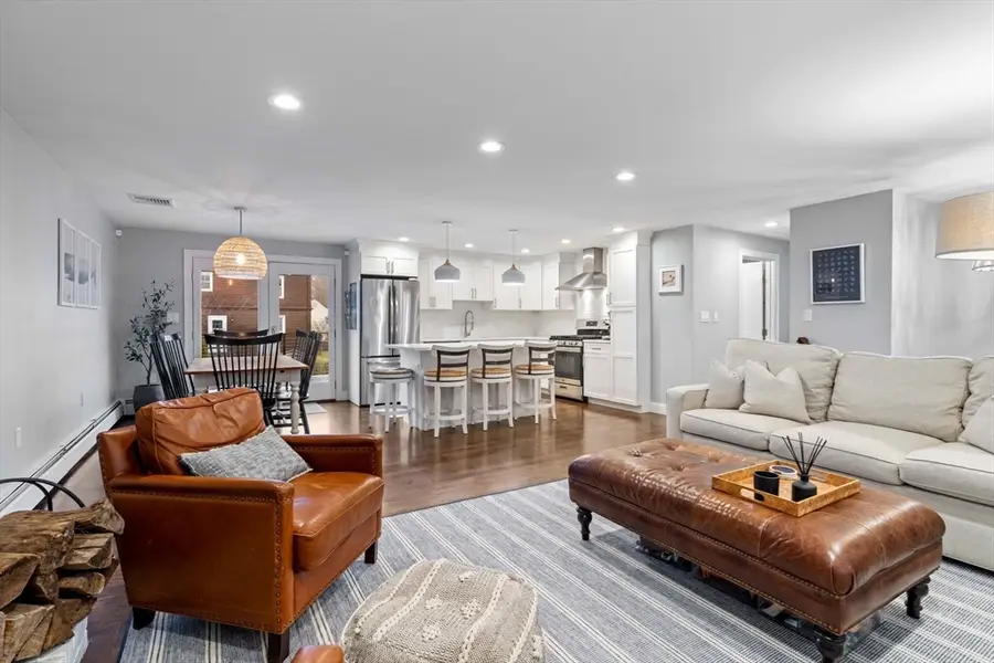 11 Taft St, Marblehead, MA 01945 - #2