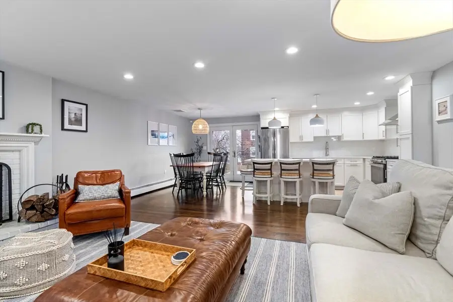 11 Taft St, Marblehead, MA 01945 - #3