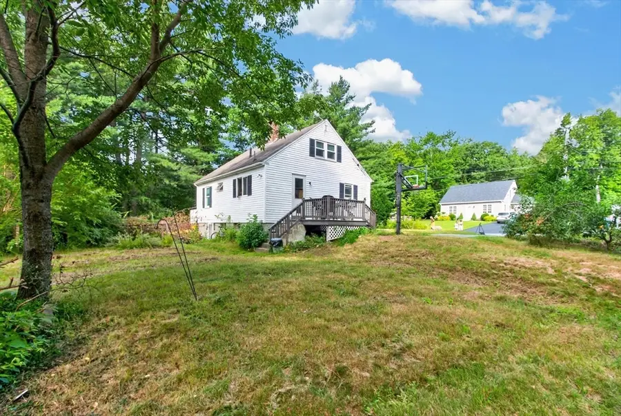 542 Wanoosnoc Rd, Fitchburg, MA 01420 - #2