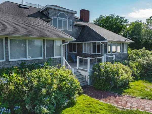 11 Highland Terrace, Plymouth, MA 02360