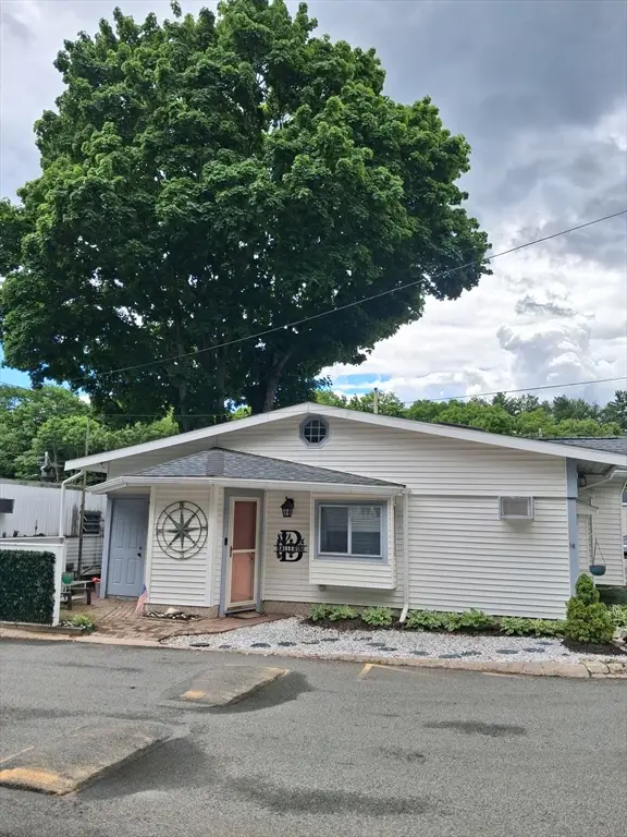 41 Pine Street #16, Peabody, MA 01960
