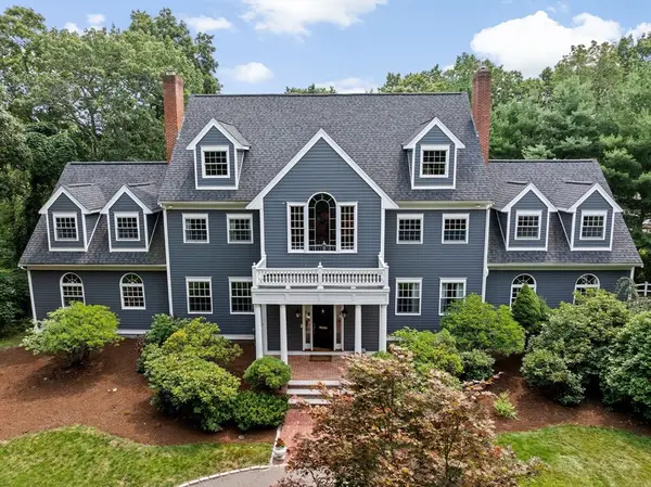 105 East St, Hingham, MA 02043