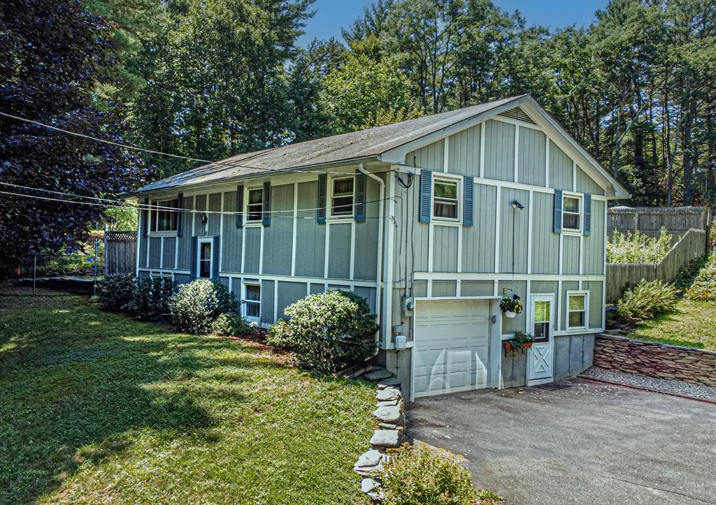 15 Clark Street, Northampton, MA 01060 - #1
