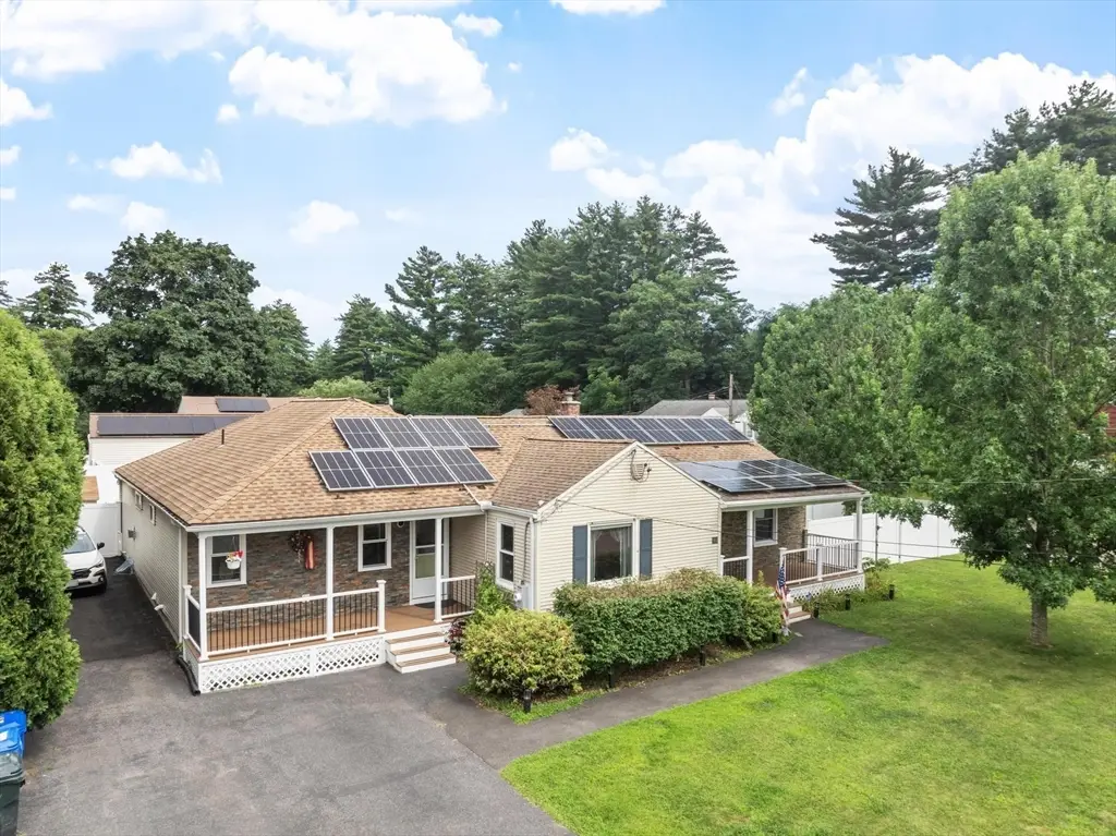 15 Pinebrook Dr, Springfield, MA 01129 - #1