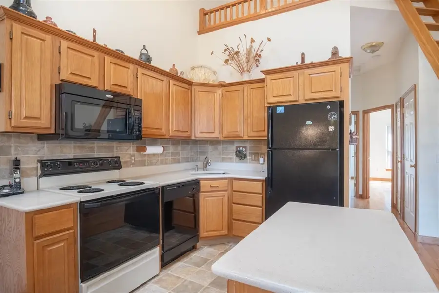 122 Brookfield Ln #122, Agawam, MA 01001 - #2