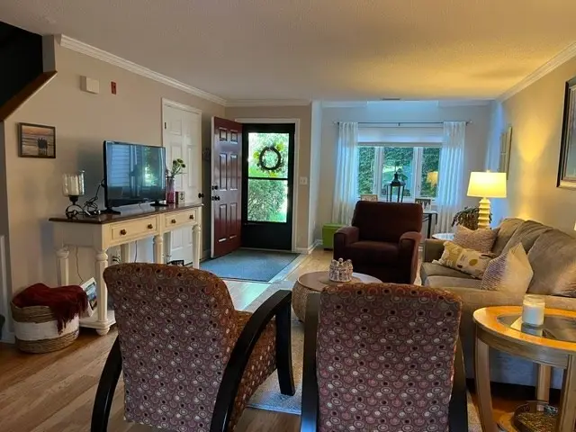 68 Pleasant St #31, North Oxford, MA 01537 - #3