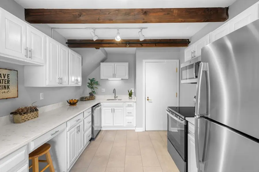 102 Wharf St #A6, Salem, MA 01970 - #3