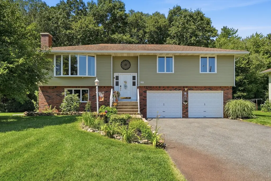 98 Mclean Parkway, Ludlow, MA 01056 - #1
