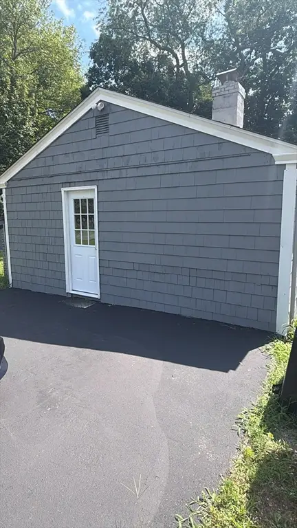 1 E Public St, Assonet, MA 02702 - #3
