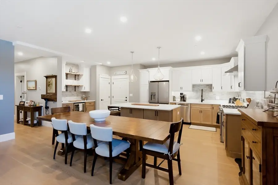 134 Court St #2, Plymouth, MA 02360 - #2