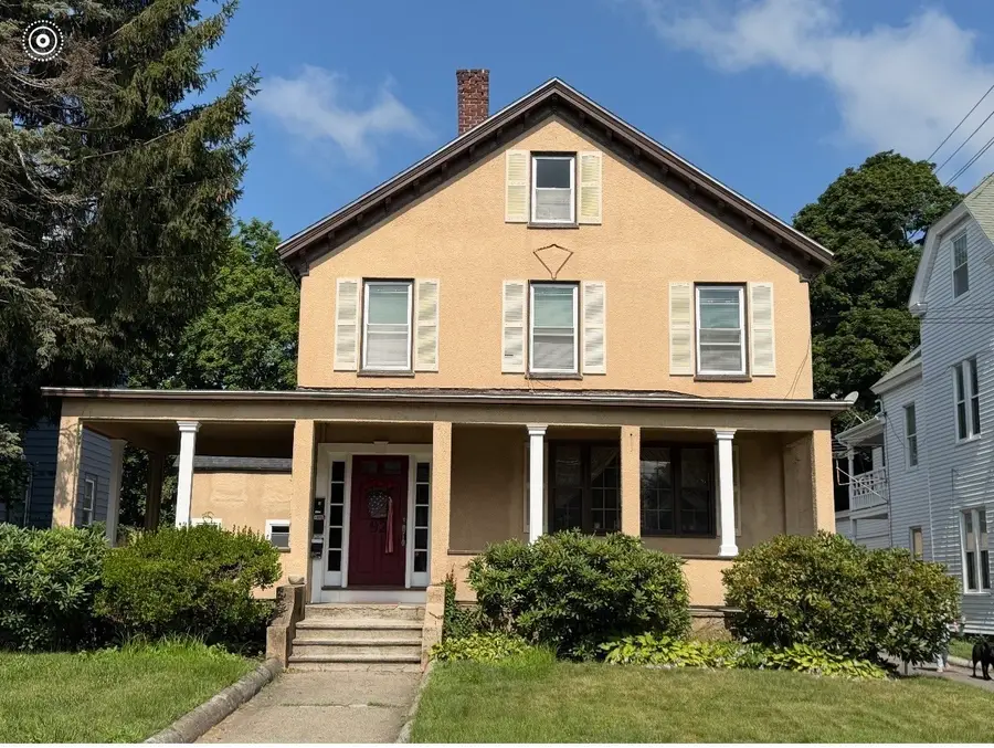 92 Walnut St, Clinton, MA 01510 - #2