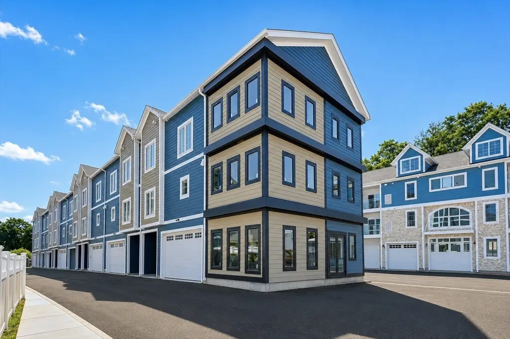 2 Nylah Crossing #2, Franklin, MA 02038 - #1