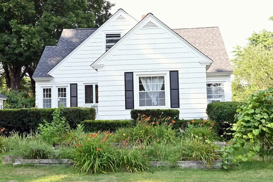 134 Church St, Ware, MA 01082 - #2