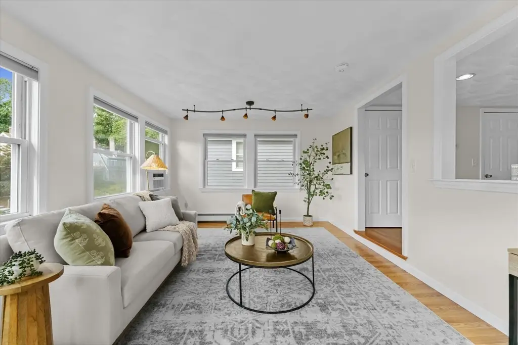 43 Elm St, Medford, MA 02155 - #1