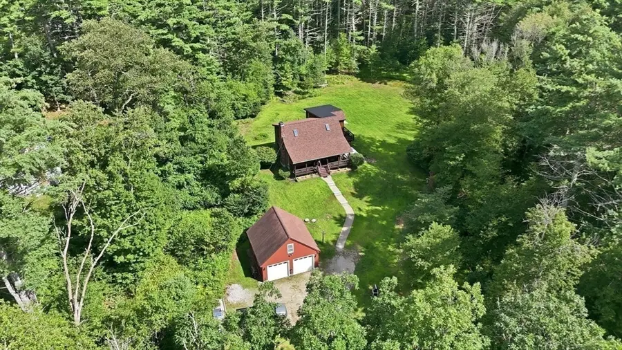 100 Pine St, Douglas, MA 01516 - #3