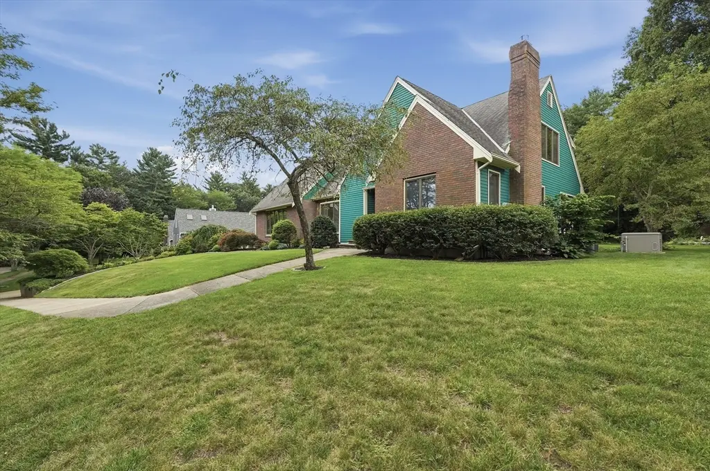 7 Miramar Dr, Pembroke, MA 02359 - #1
