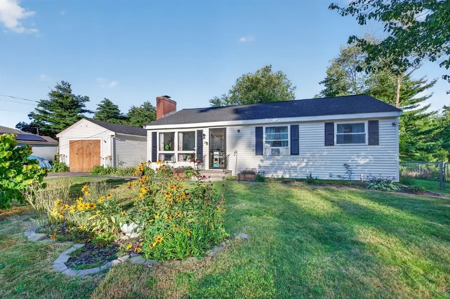 18 Vernon St, Ayer, MA 01432 - #3