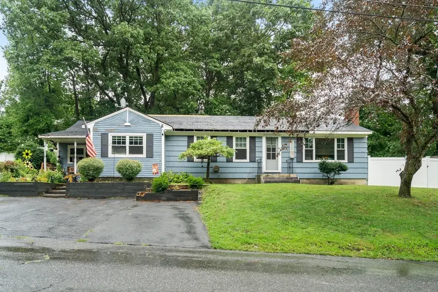 31 Helen Dr, West Boylston, MA 01583 - #2